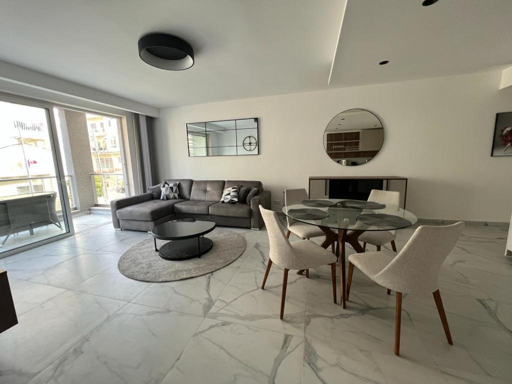 Skylark 2 Apartment With Terrace Is-Swieqi Eksteriør billede