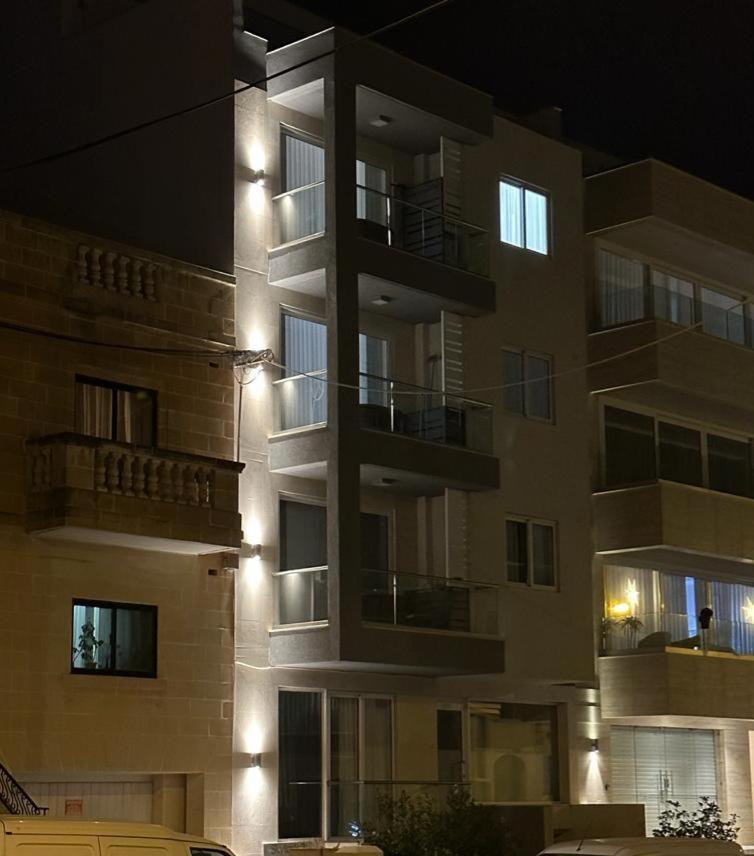 Skylark 2 Apartment With Terrace Is-Swieqi Eksteriør billede